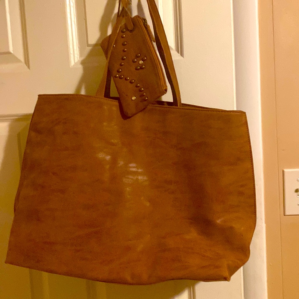 Brushed brown bag with a bonus etc pouch.